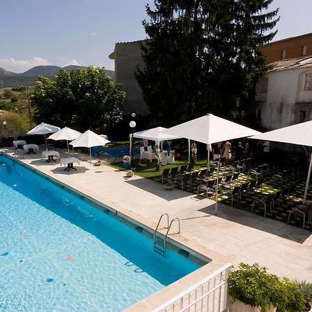 Hotel Segle XX Tremp Kültér fotó
