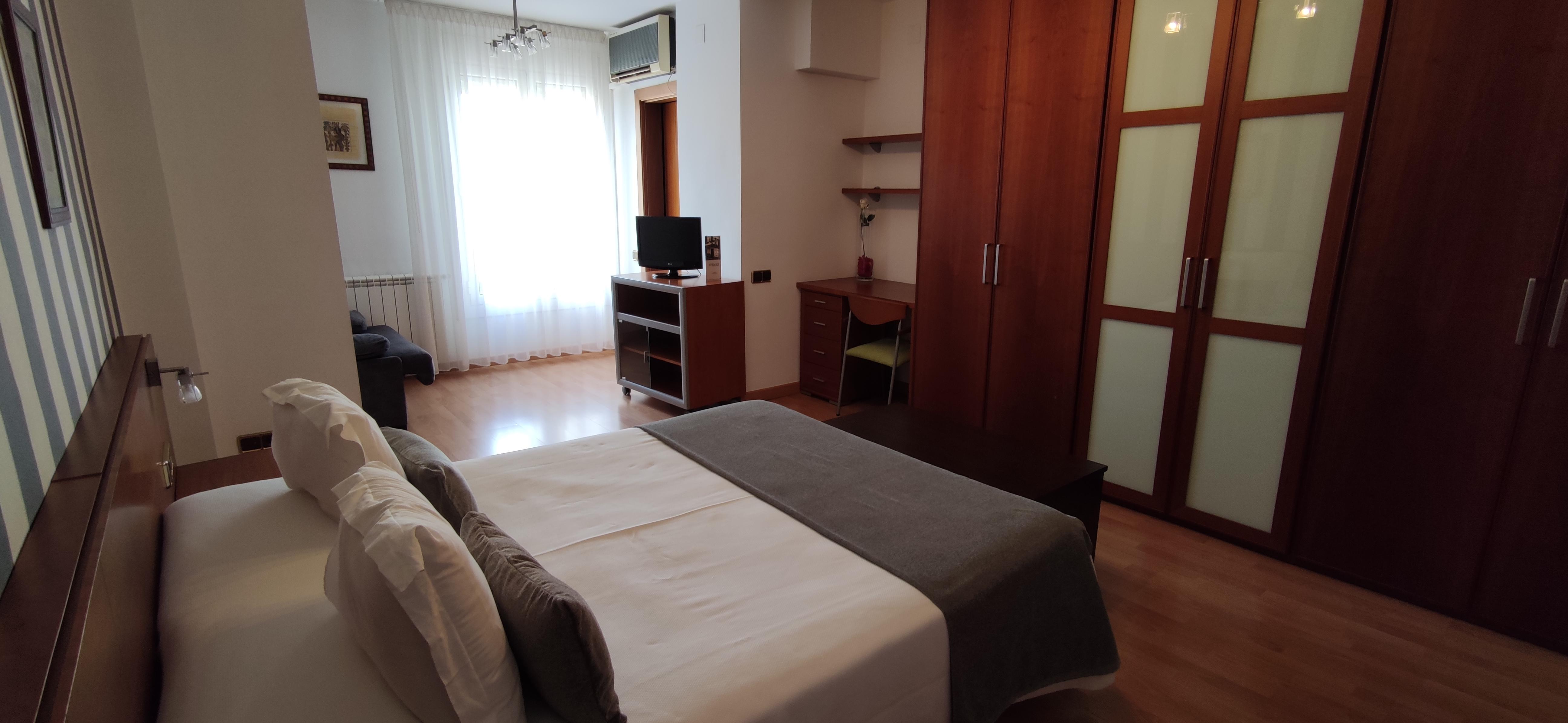 Hotel Segle XX Tremp Kültér fotó