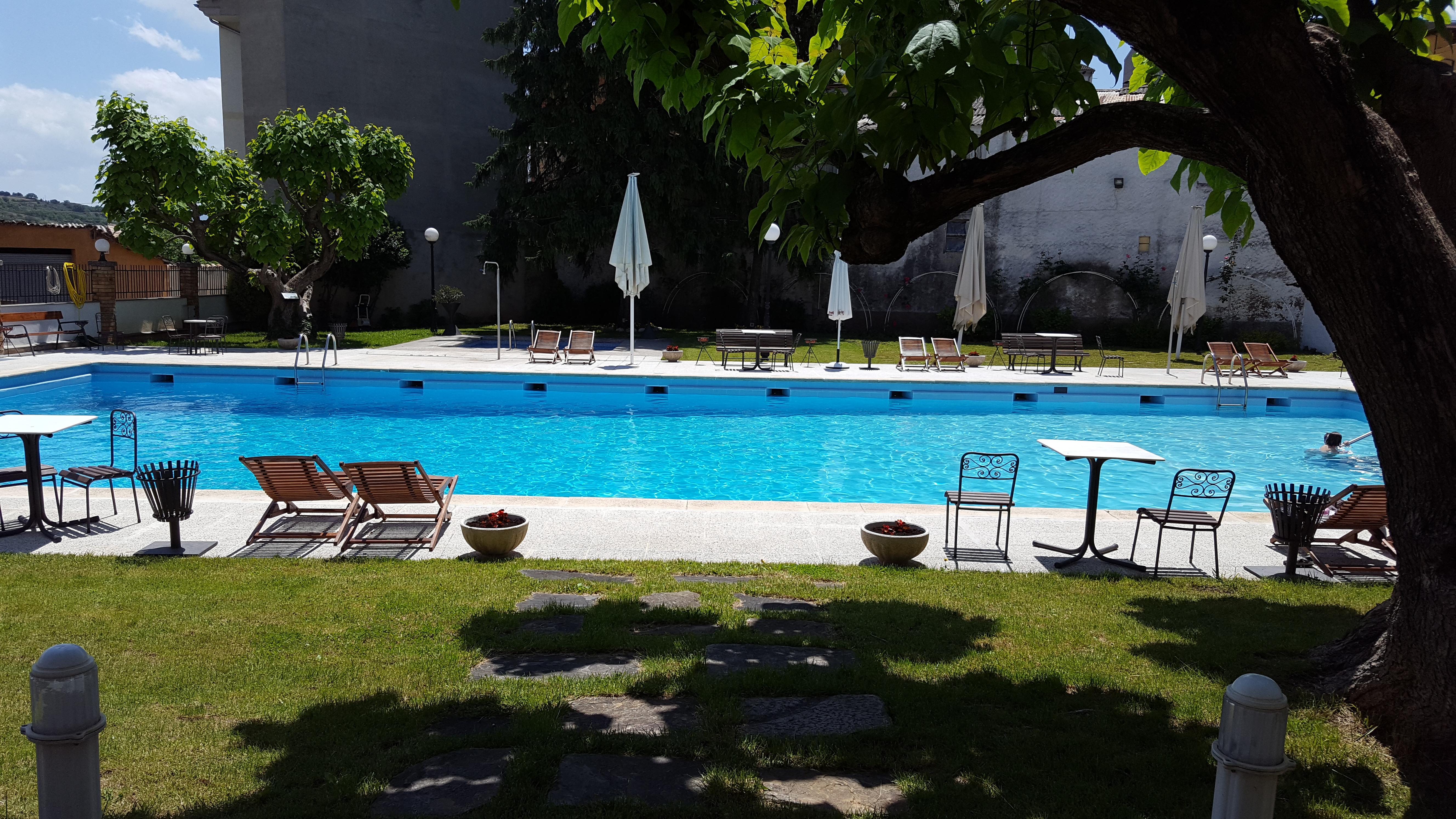 Hotel Segle XX Tremp Kültér fotó