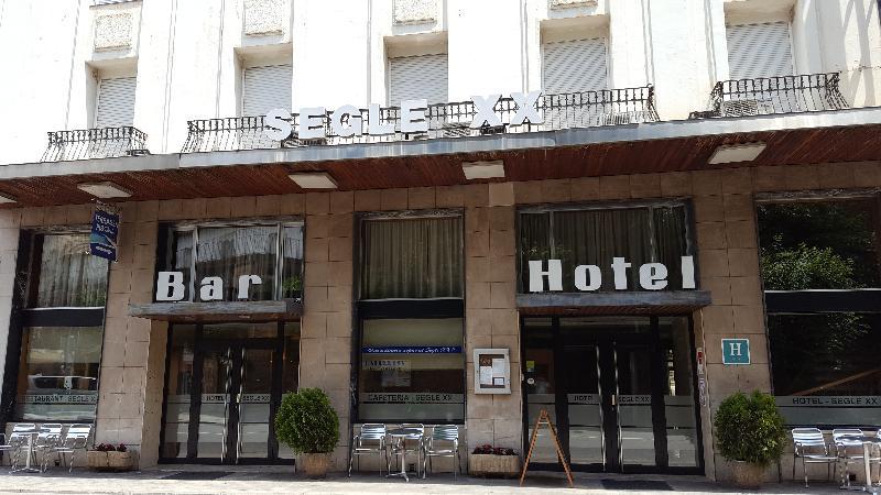 Hotel Segle XX Tremp Kültér fotó